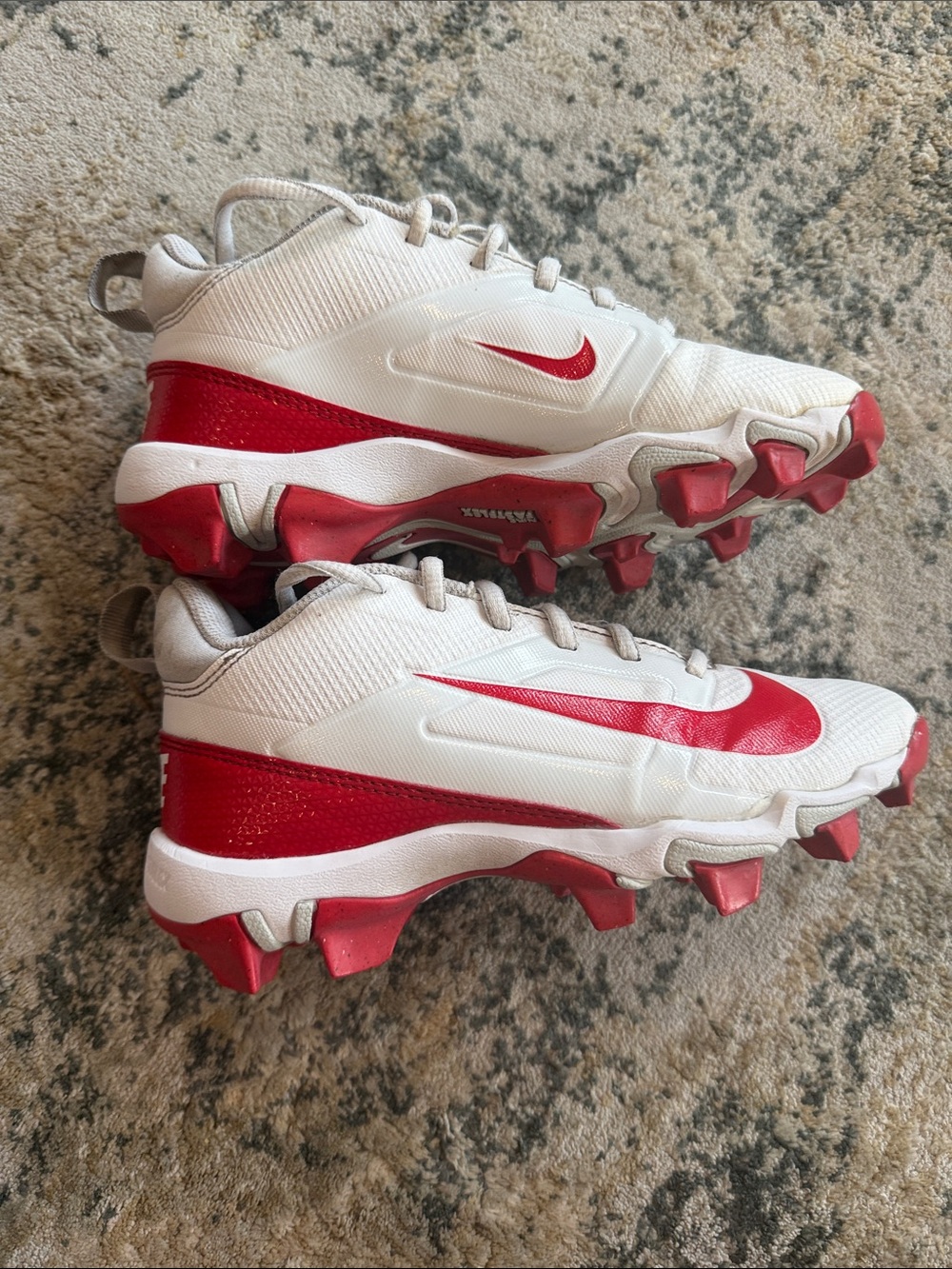 Nike Kids 2Y White/Red Football Cleats